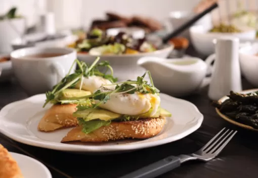 Découvrez les brunchs conviviaux de L'Appétit à Porto-Vecchio, Porto-Vecchio, L'Appétit